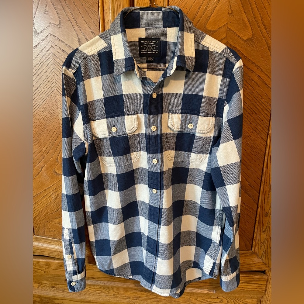 AE Navy and White Plaid Flannel Adult Small
